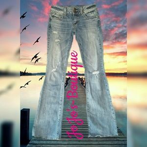 Hot American Eagle jeans!